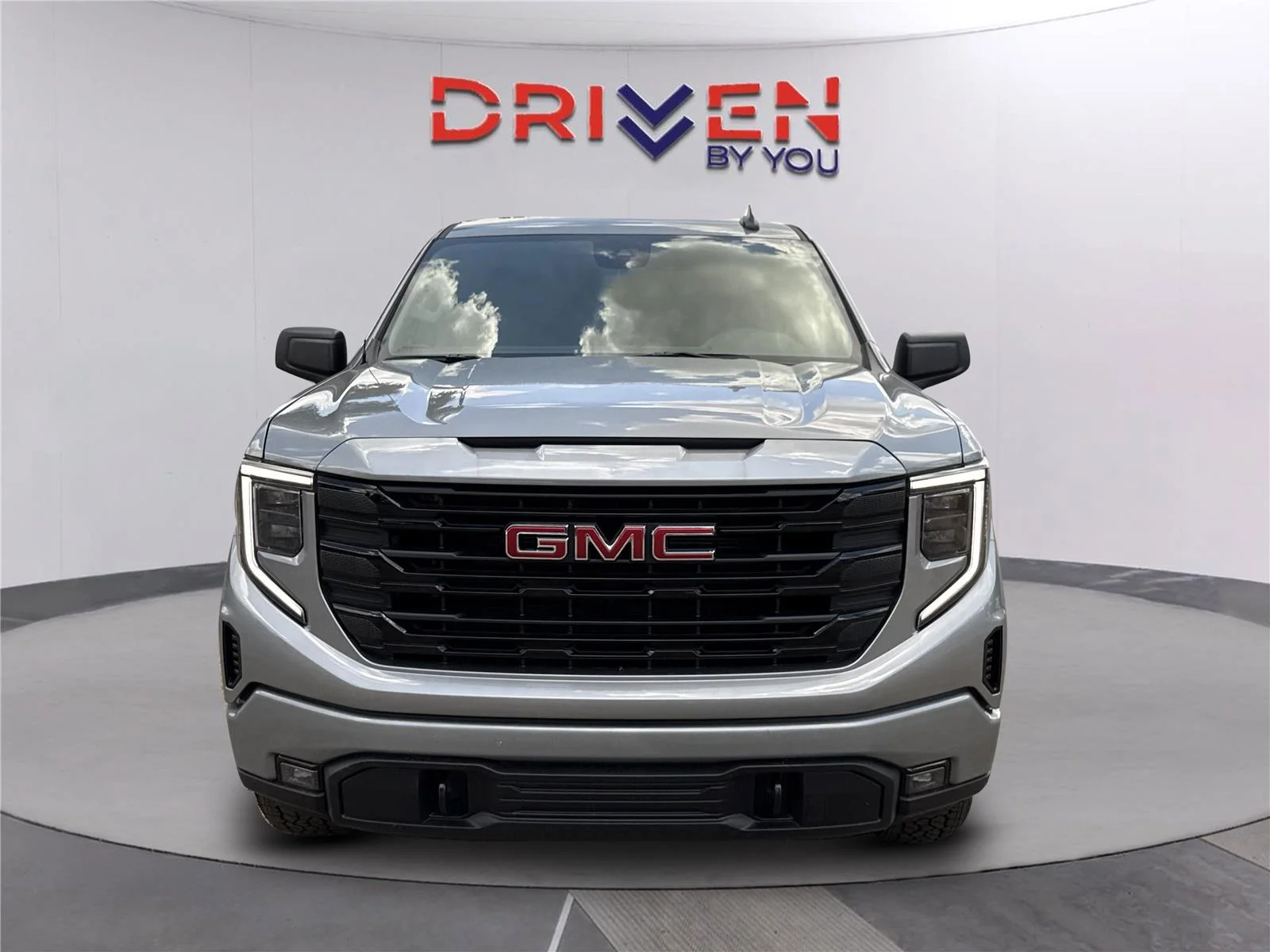 New 2026 Sterling Metallic GMC Elevation image 9