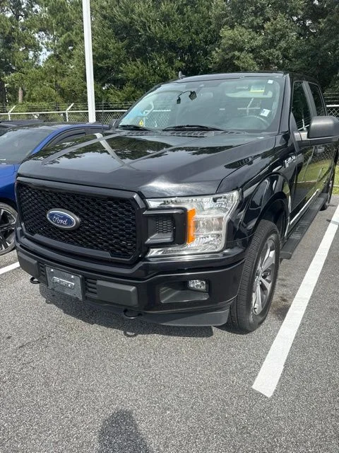 Used 2020 Black Ford XL image 2