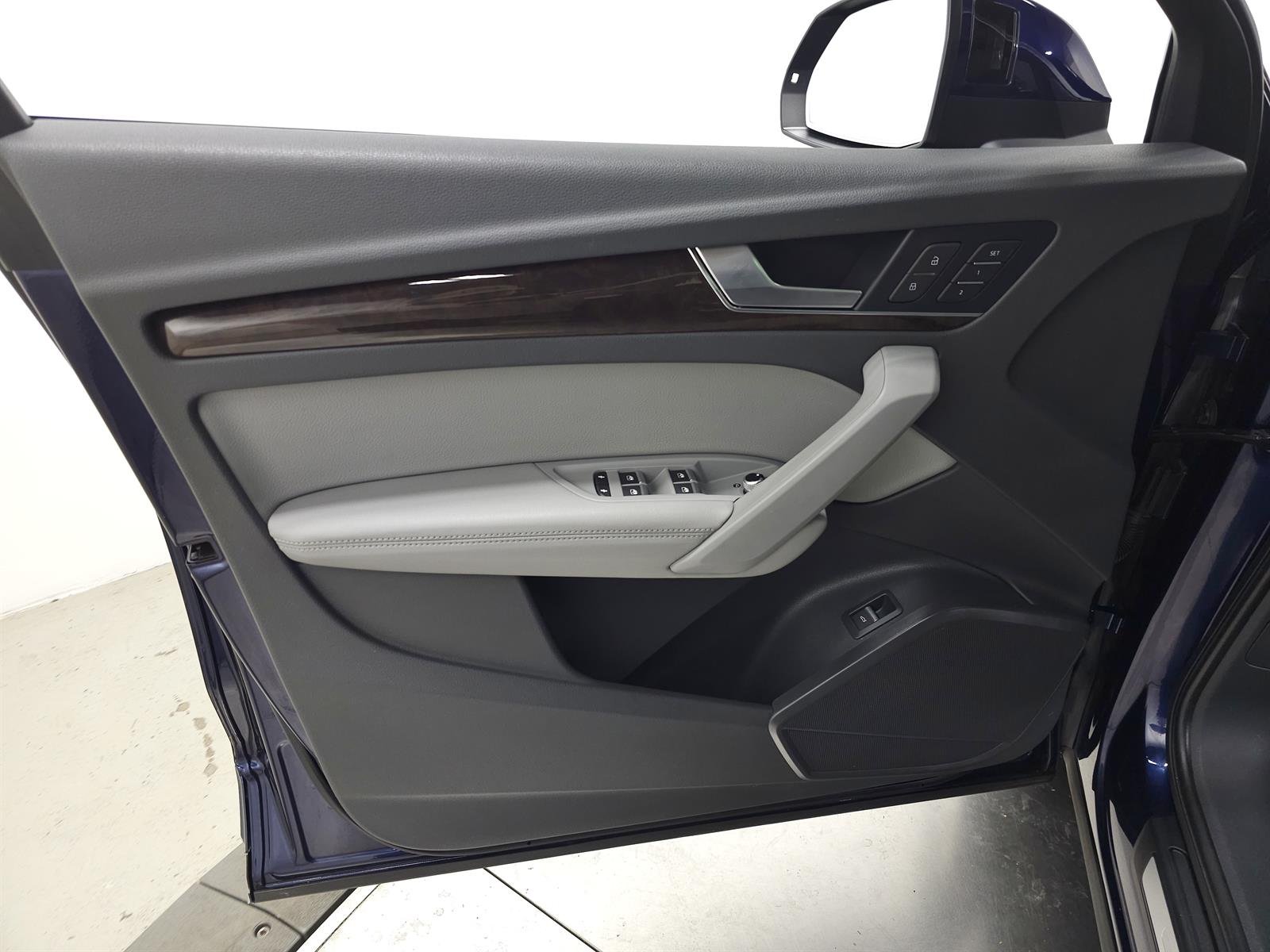 Used 2019 Blue Audi quattro Premium Plus 45 TFSI image 12