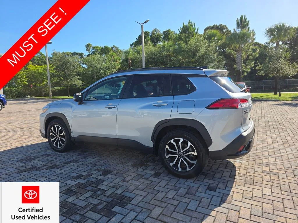 Used 2025 Silver Toyota Hybrid SE image 9