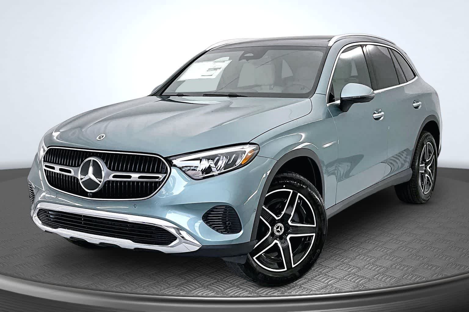 2026 Mercedes-Benz GLC GLC 300 4MATIC's photo