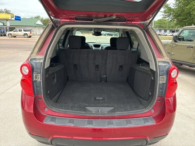 Used 2015 Red Chevrolet LT image 14