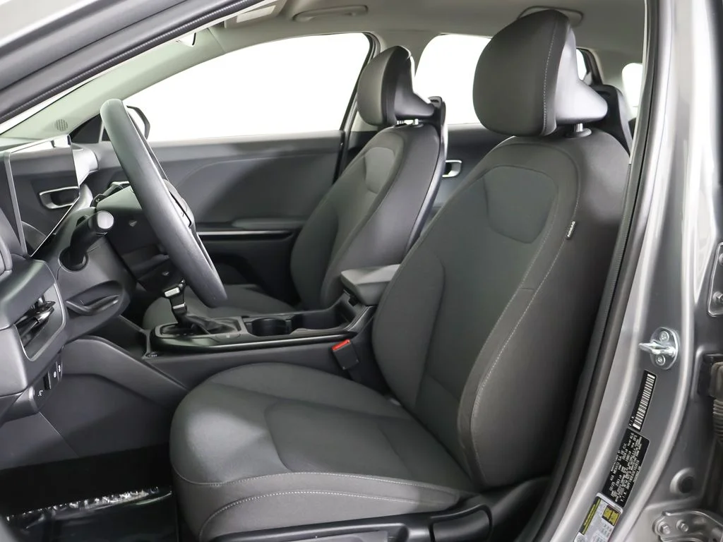 Used 2025 Gray Kia LXS image 27