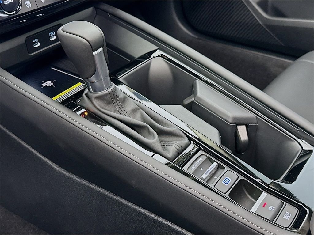New 2026 Platinum White Pearl Honda Touring image 25