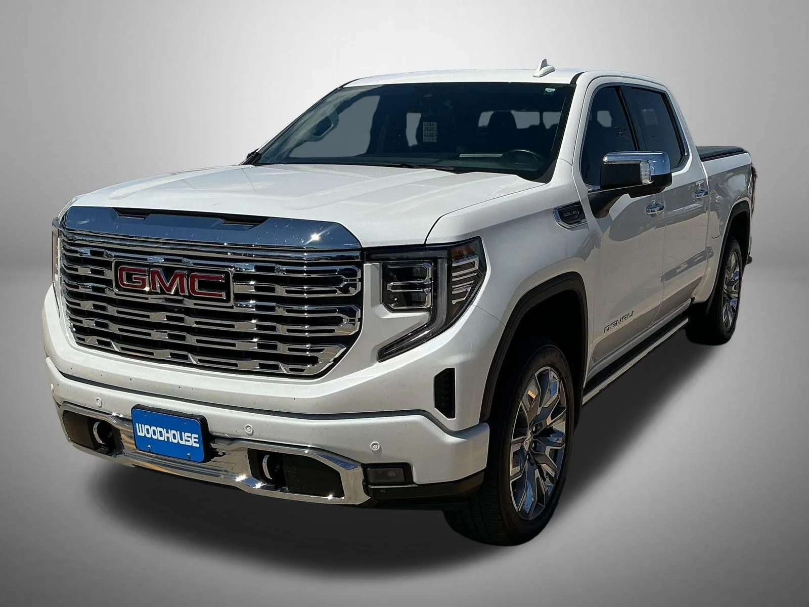 2024 GMC Sierra 4WD Crew Cab Short Box Denali's photo