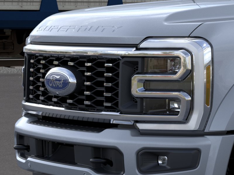 New 2026 Glacier Gray Metallic Tri-Coat Ford F-450® Platinum® image 18