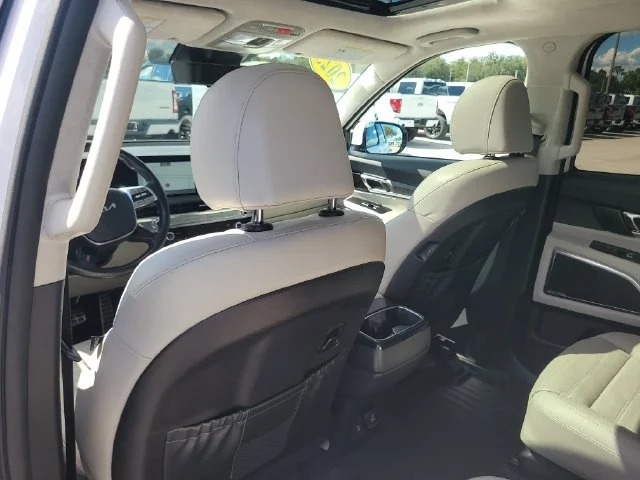 Certified Used 2023 White Kia SX-Prestige image 13