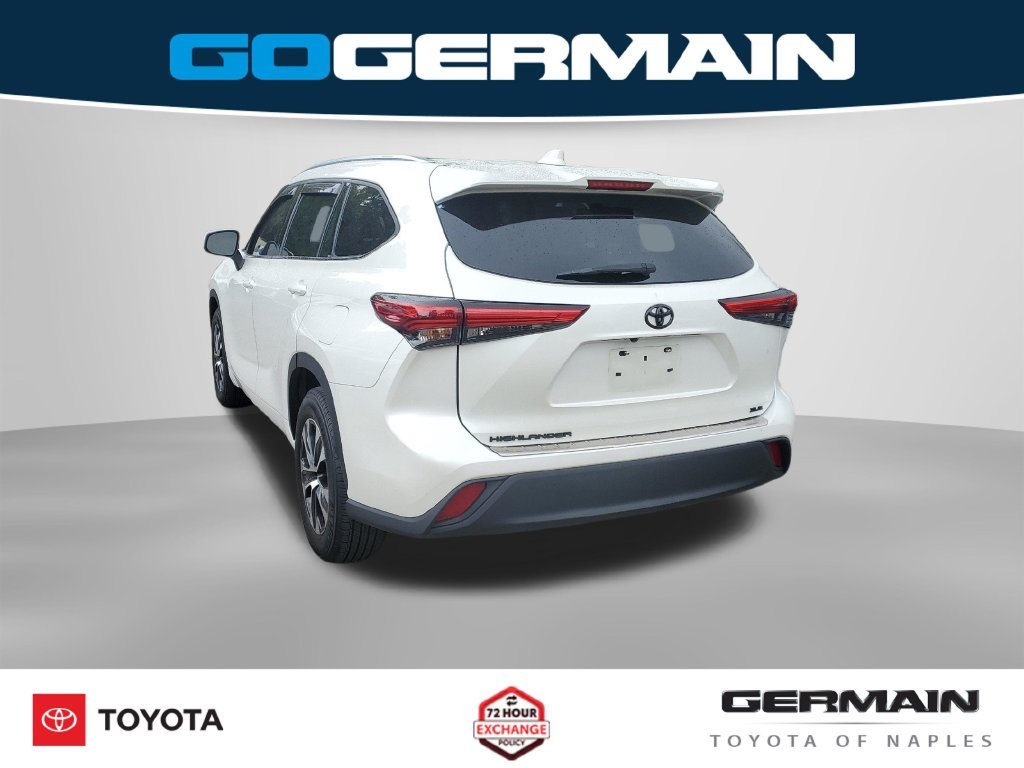 Used 2021 White Toyota XLE image 11