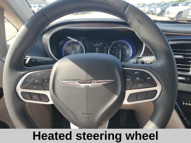 Used 2023 Bright White Clearcoat Chrysler LX image 13