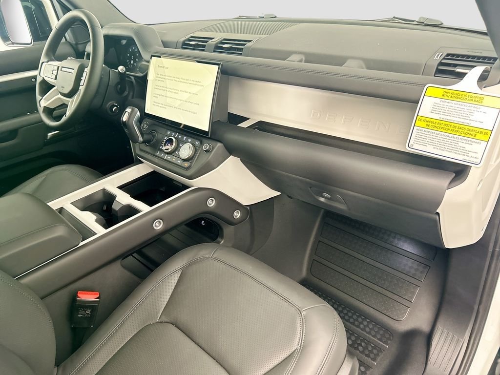 2026 Land Rover Defender S - Photo 16