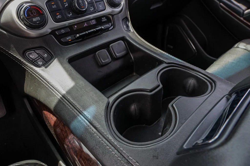 Used 2020 Black GMC SLT image 34
