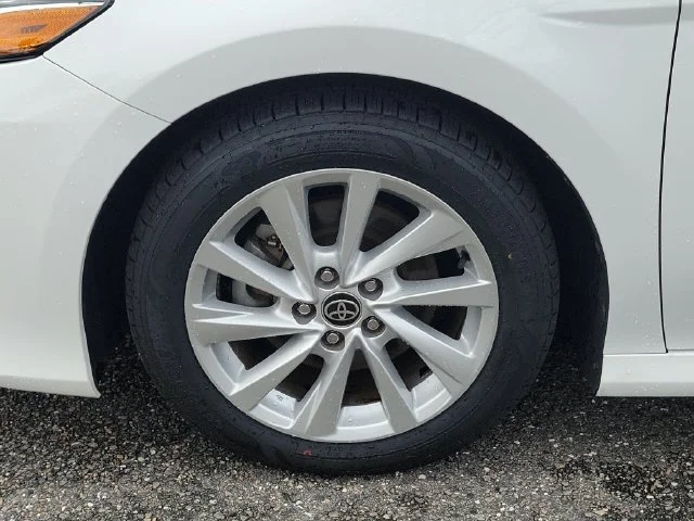 Used 2023 White Toyota LE image 6