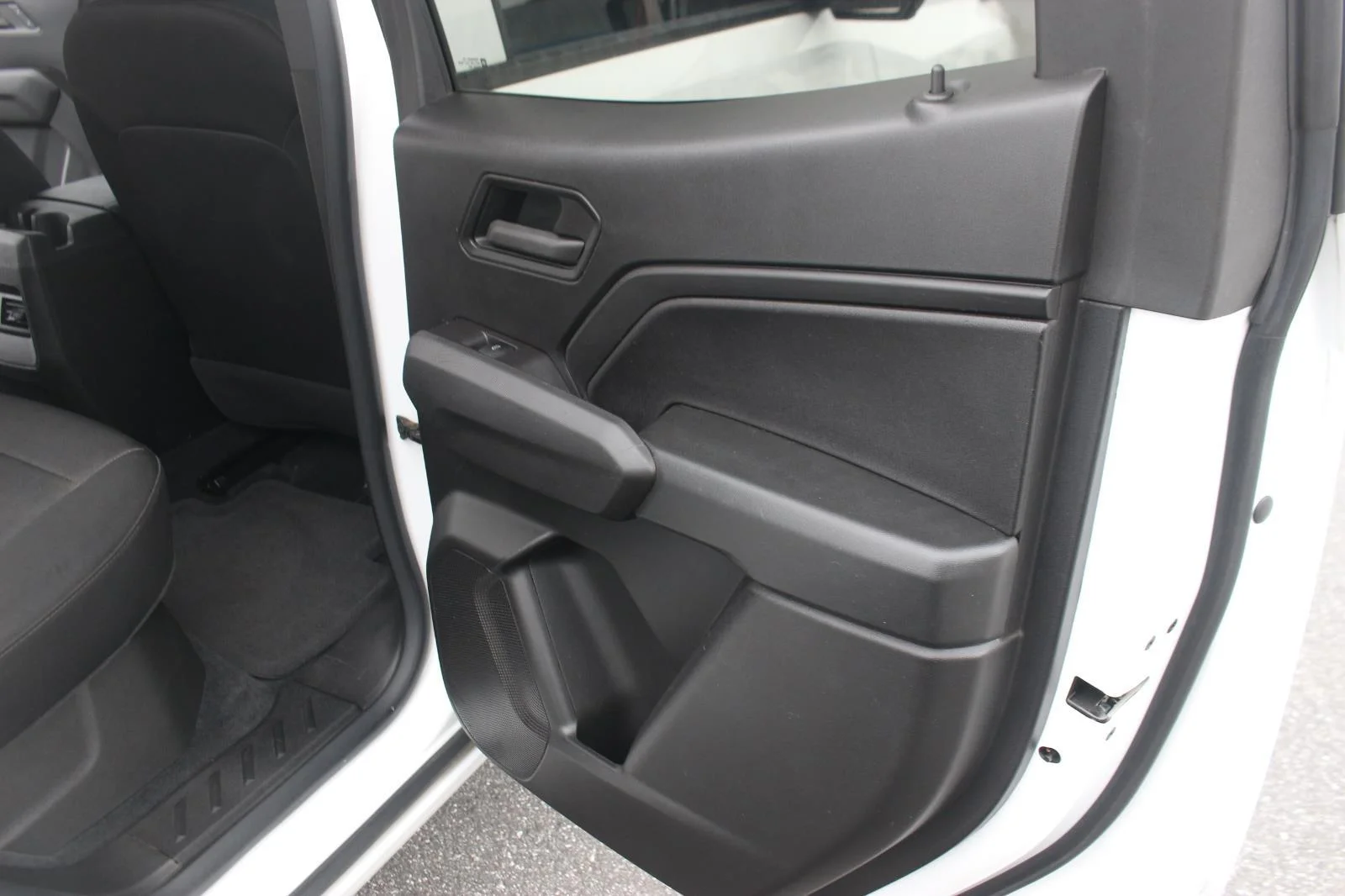 Used 2023 Summit White Chevrolet Trail Boss image 13