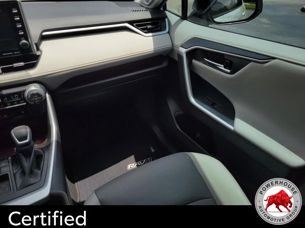 Used 2022 White Toyota Limited image 21