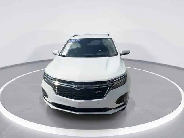 Used 2022 White Chevrolet RS image 3