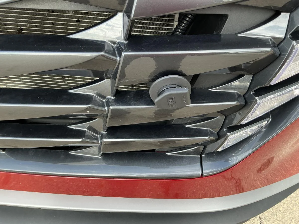 Used 2022 Red Hyundai Preferred image 9