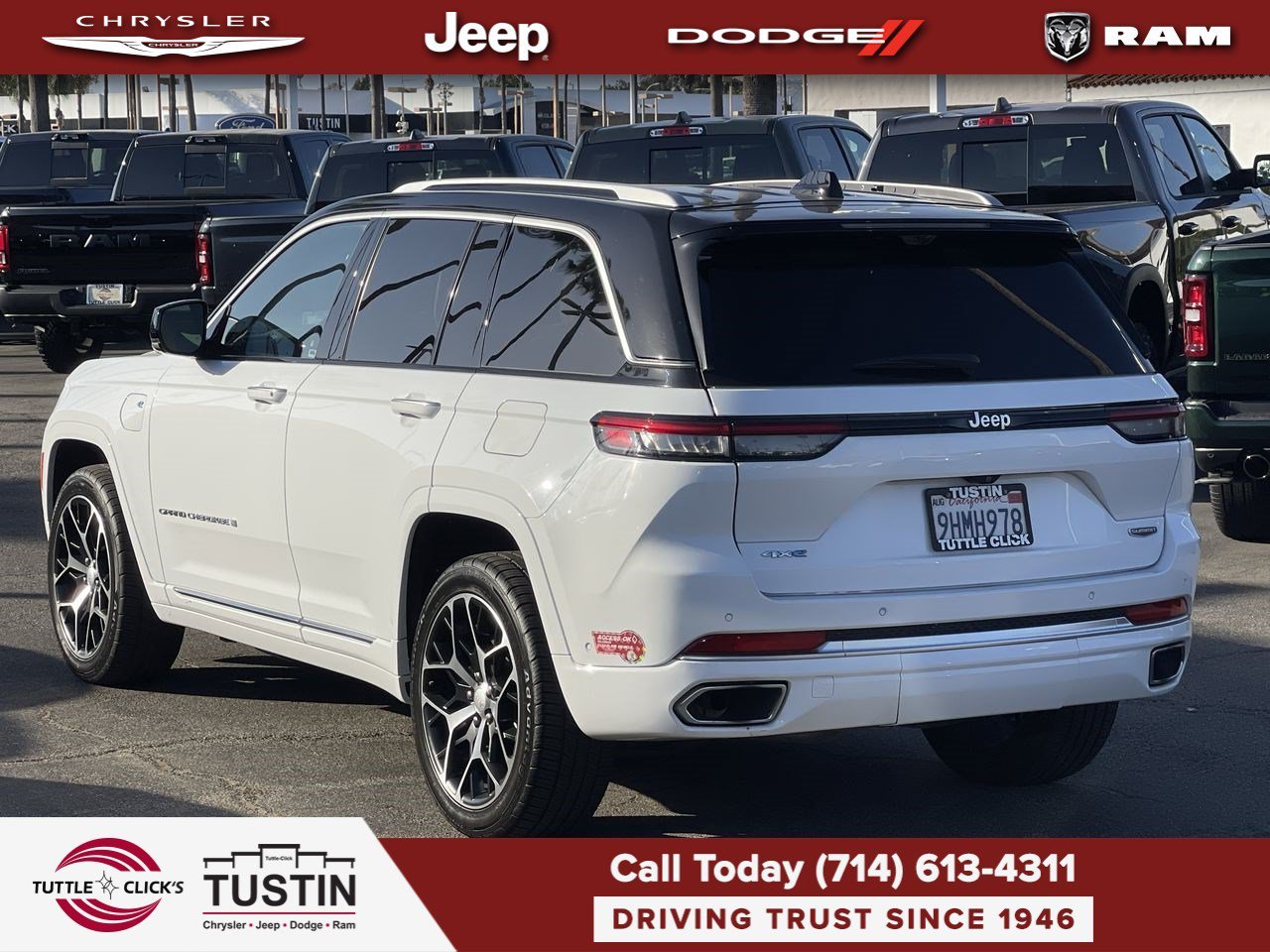 Used 2023 Bright White Clearcoat Jeep Summit Reserve image 4