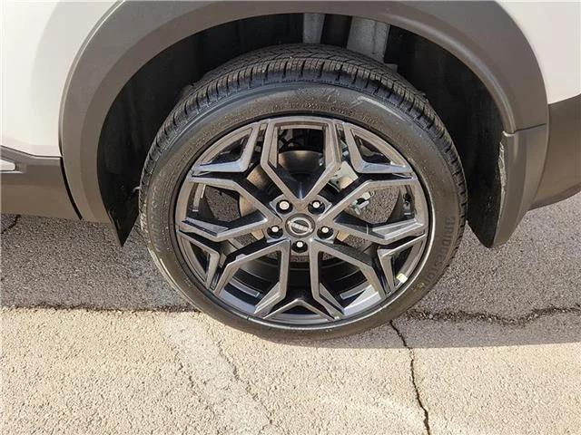 New 2026 XAB 2T White Black Nissan SR Front-Wheel Drive image 5