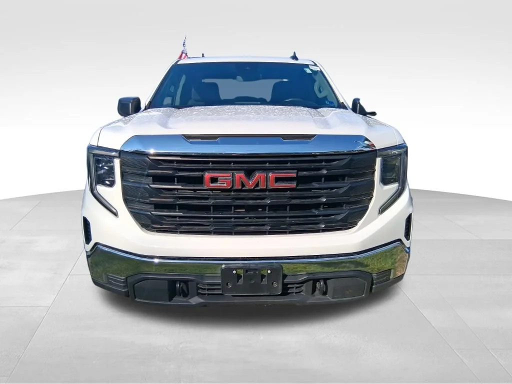 Used 2025 White GMC Pro image 17