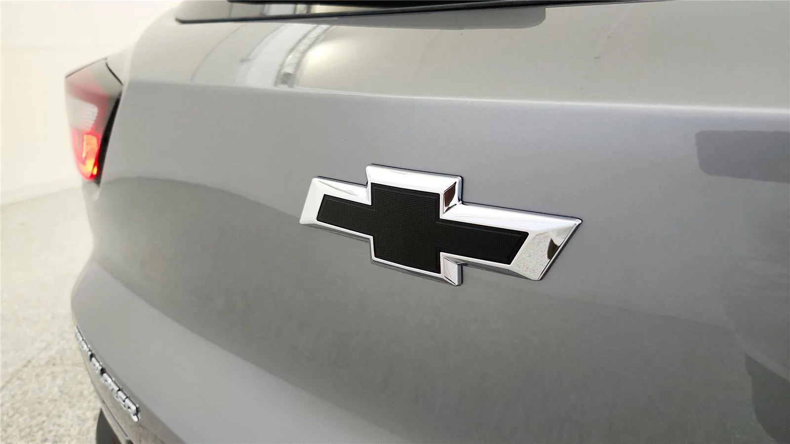 New 2026 Sterling Gray Metallic Chevrolet ACTIV image 35