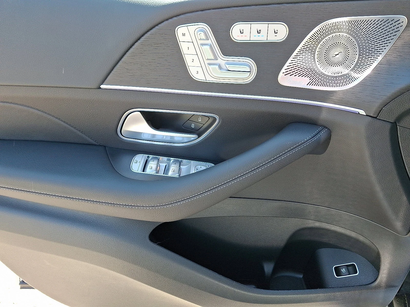 New 2026 Cirrus Silver Metallic Mercedes-Benz GLS 450 image 7