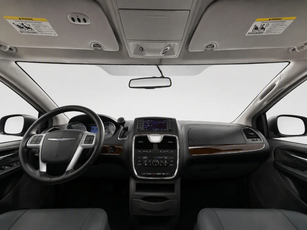 Used 2016 White Chrysler Touring image 10