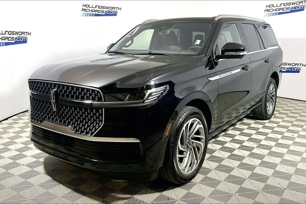 2025 Lincoln Navigator Reserve 4WD's photo