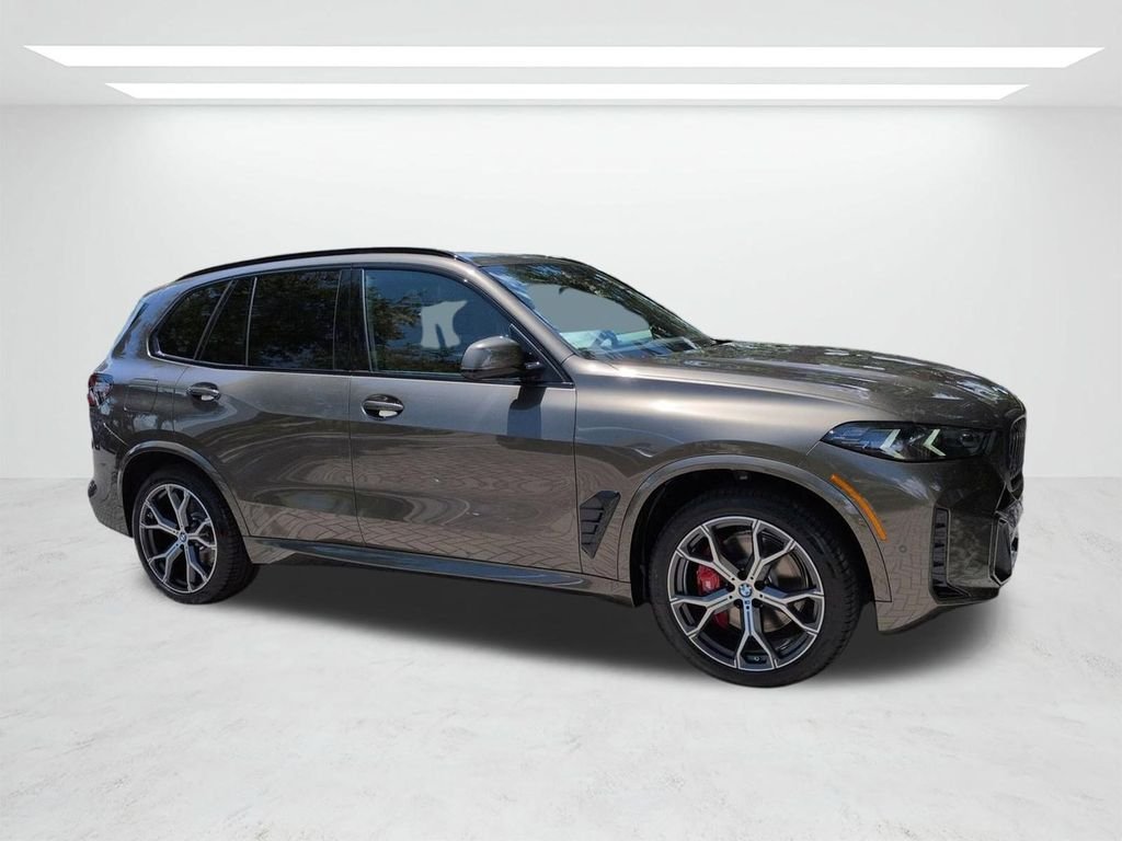 New 2026 Manhattan Green Metallic BMW xDrive40i image 2