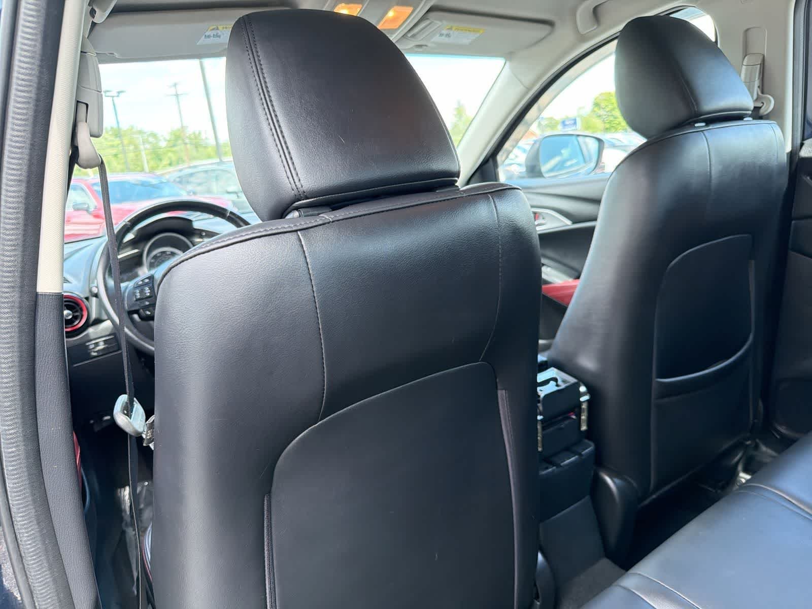 Used 2017 Deep Crystal Blue Mica Mazda Touring image 19
