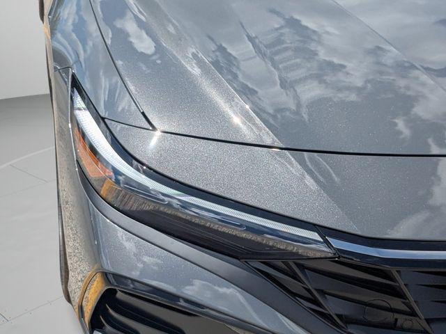 New 2026 Ecotronic Gray Hyundai Limited image 47