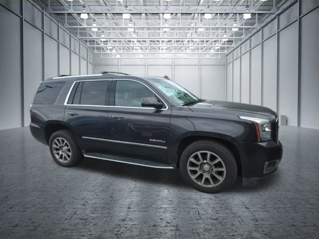 Used 2017 Silver GMC Denali image 2