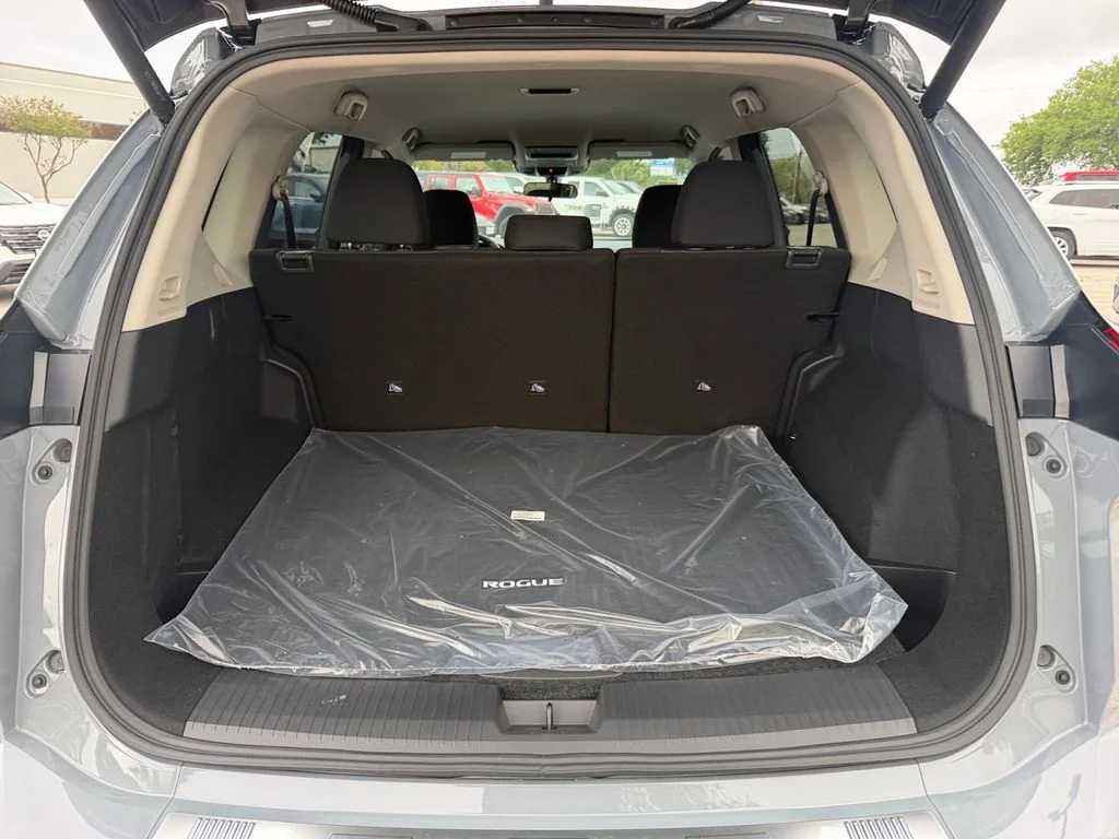 New 2026 Boulder Gray Pearl Nissan SV image 19