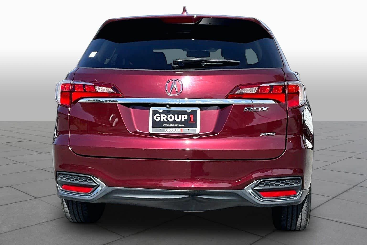 Used 2017  Acura w/Technology Pkg image 5