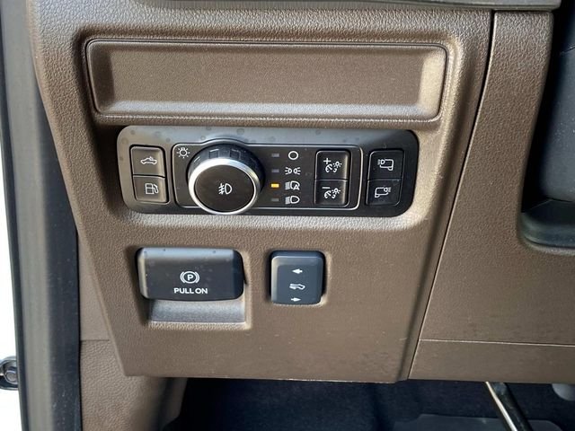 Used 2025 White Ford King Ranch image 27