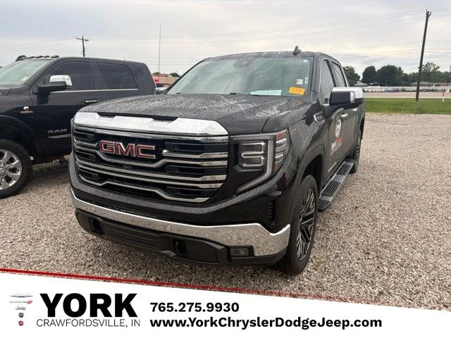 Used 2025 Black GMC SLT image 1