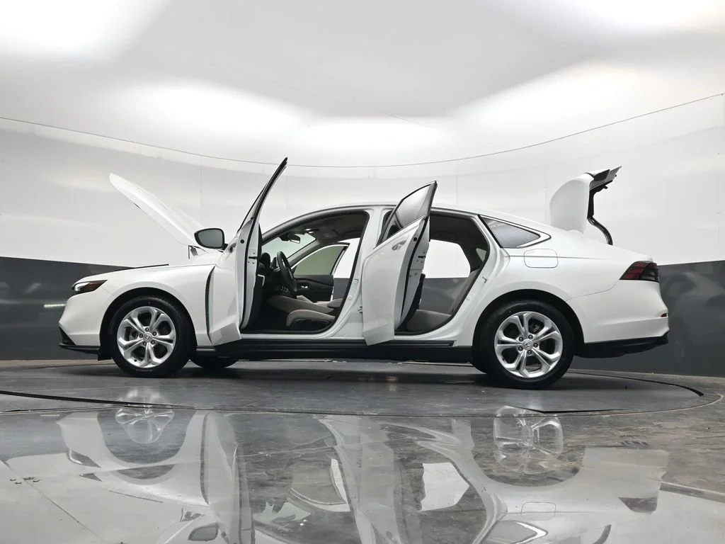 Certified Used 2024 Platinum White Pearl Honda LX image 41