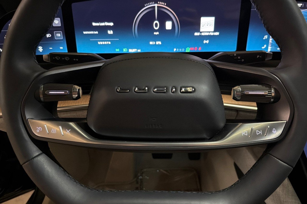 Used 2022 GRAY Lucid Grand Touring image 21