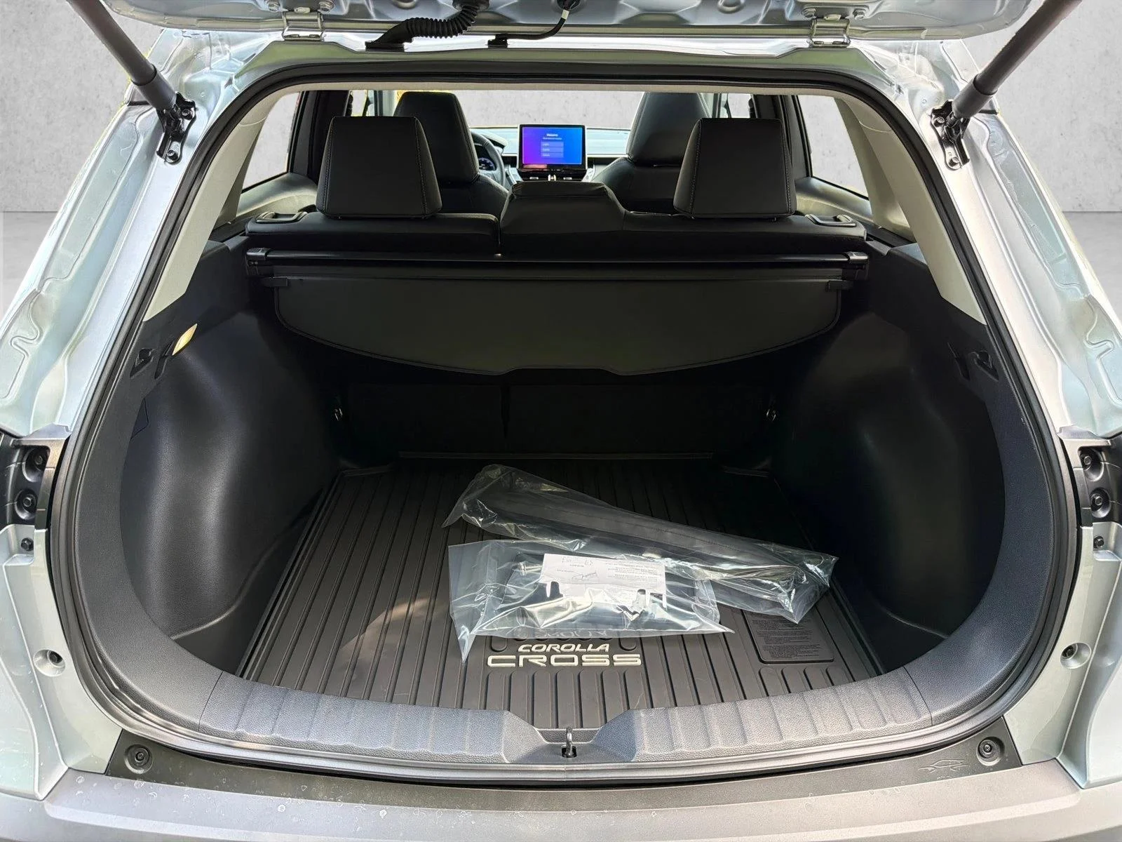 New 2026 Sonic Silver Toyota XLE image 18
