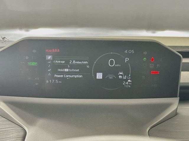 New 2026 Wind Chill Pearl Toyota XSE image 12