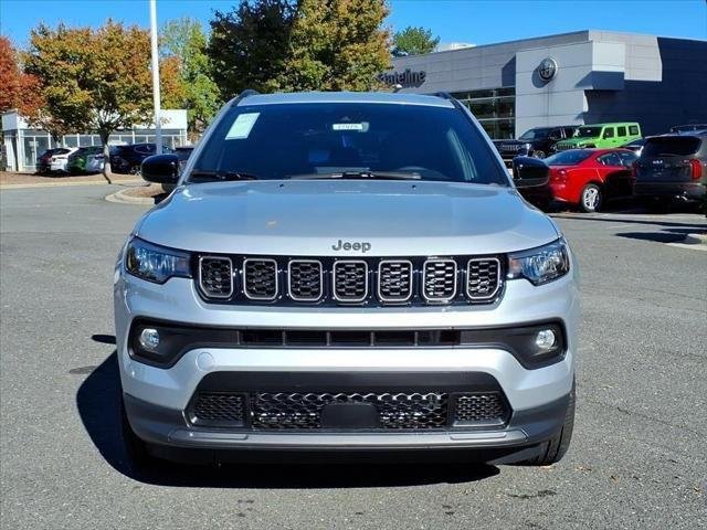 New 2026 Silver Zynith Metallic Clear-Coat Exterior Paint Jeep Latitude image 2