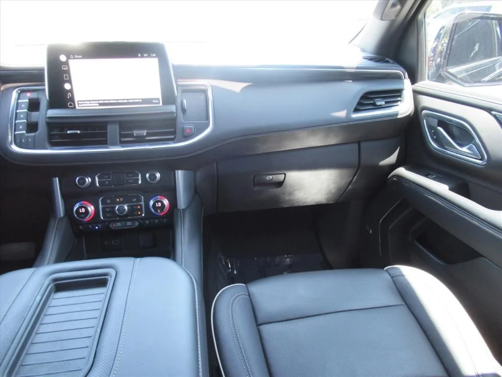 Used 2022 Black GMC SLT image 14