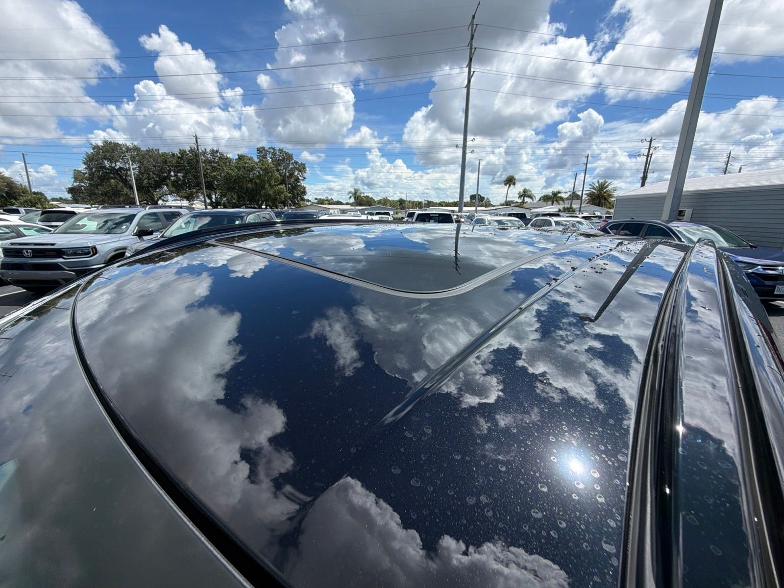 Used 2025 Black Lincoln Reserve image 17