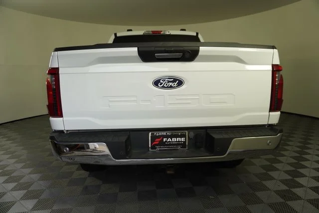 Used 2024 White Ford XLT image 7