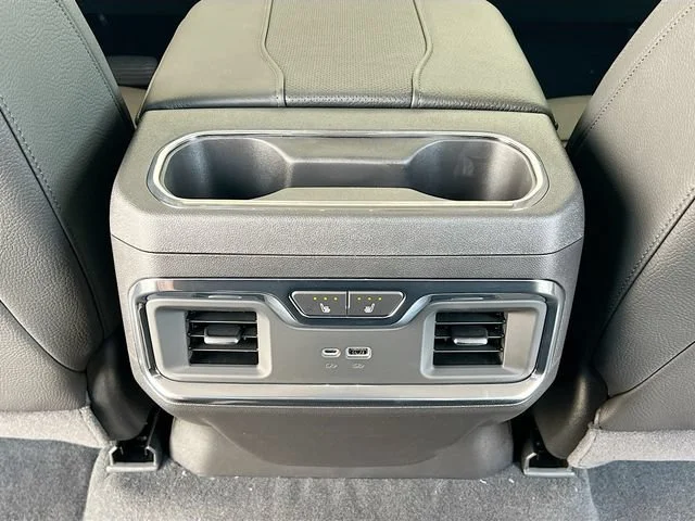 2026 GMC Sierra 1500 Denali - Photo 18