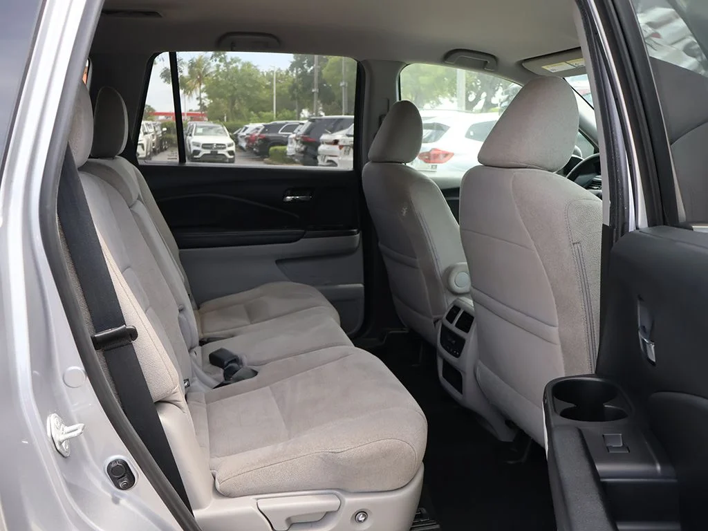 Used 2021 Silver Honda EX image 30
