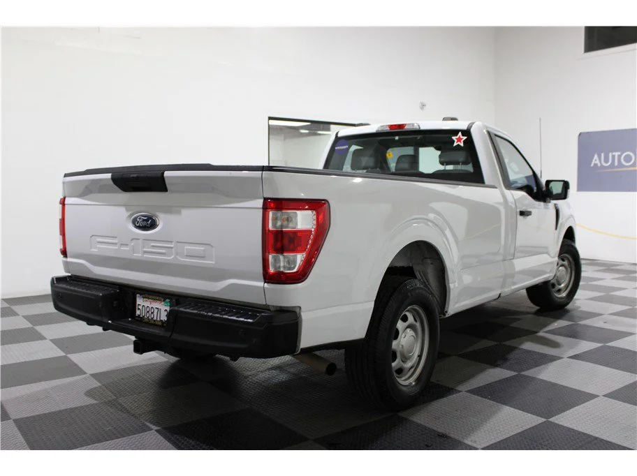 Used 2022 White Ford XL Pickup 2D 8 ft image 4