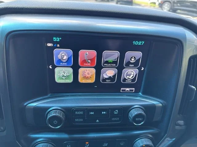 Used 2019 SUMMIT WHITE Chevrolet LT image 27