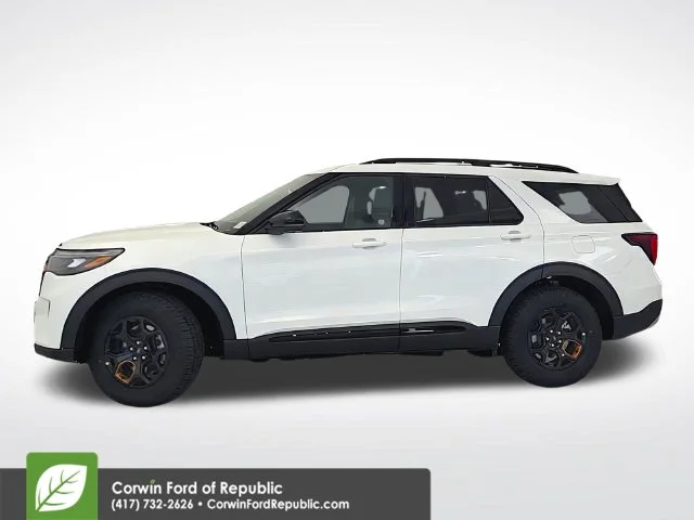 New 2026 Star White Metallic Tri-Coat Ford Tremor® image 36