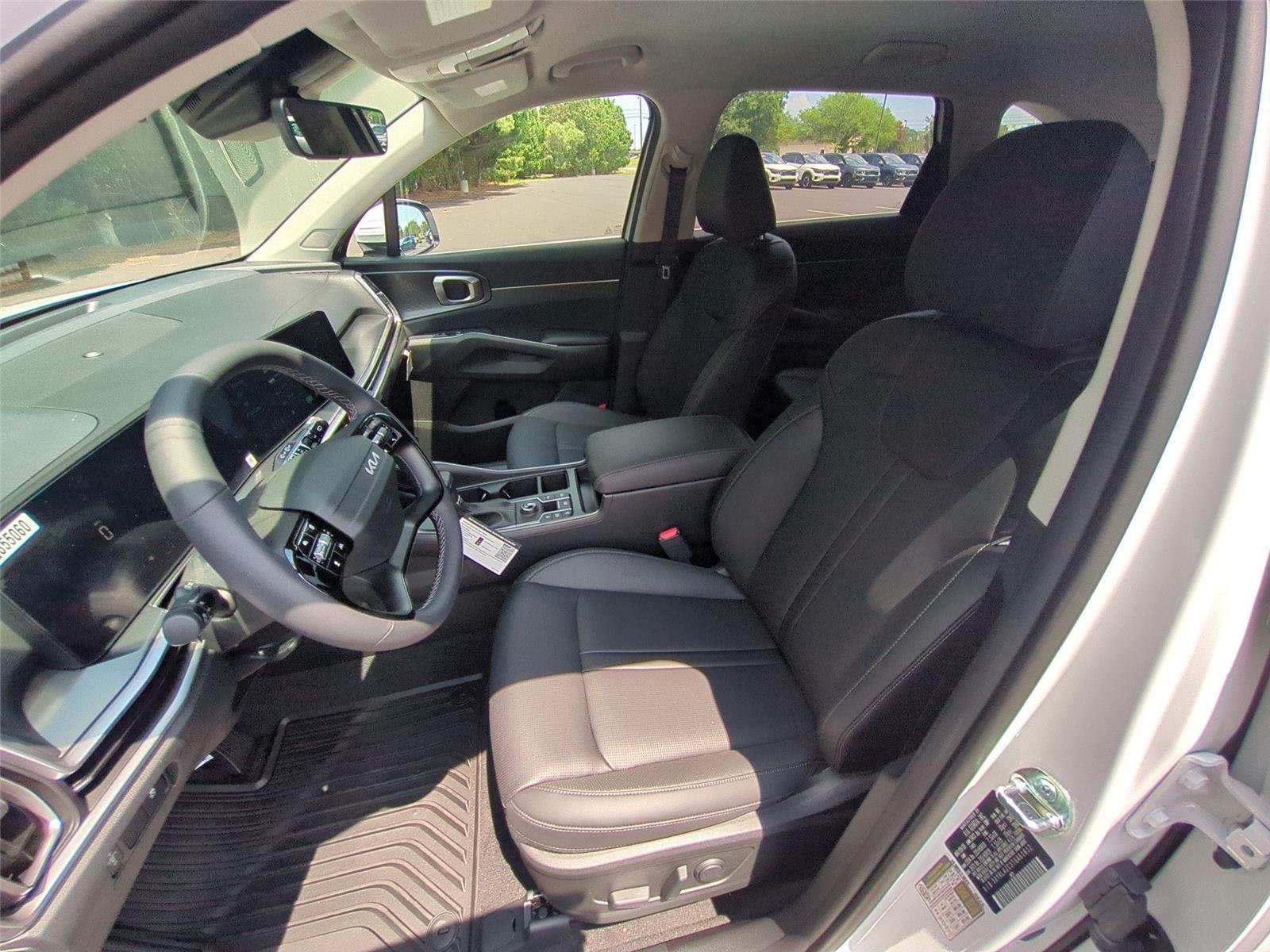 New 2026 Glacial White Kia S image 18
