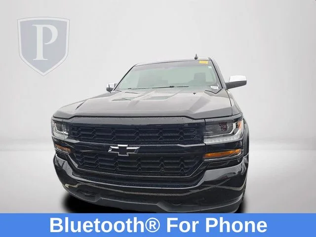 Used 2018 Black Chevrolet Custom image 11